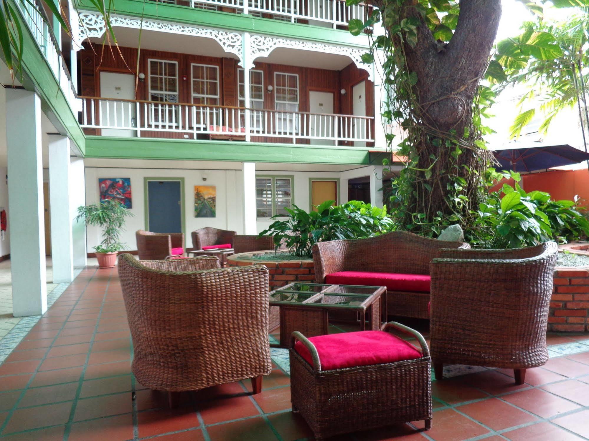 Cara Lodge Hotel Джорджтаун Екстер'єр фото